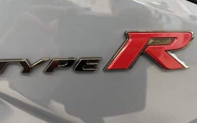 Scopri la nuova Honda Civic Type-R: potenza, prestazioni e velocità da record, leggi tutto!